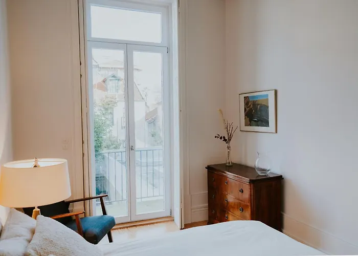 Viva Contemporary Duque Terceira