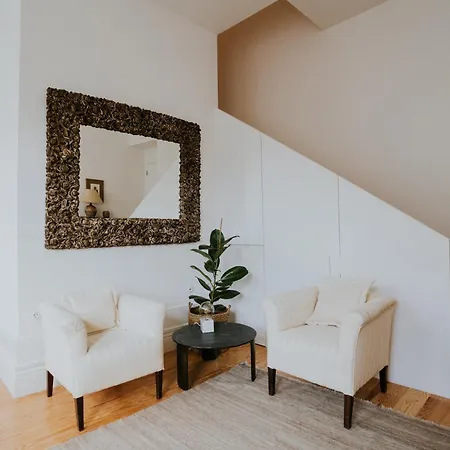 Viva Contemporary Duque Terceira *