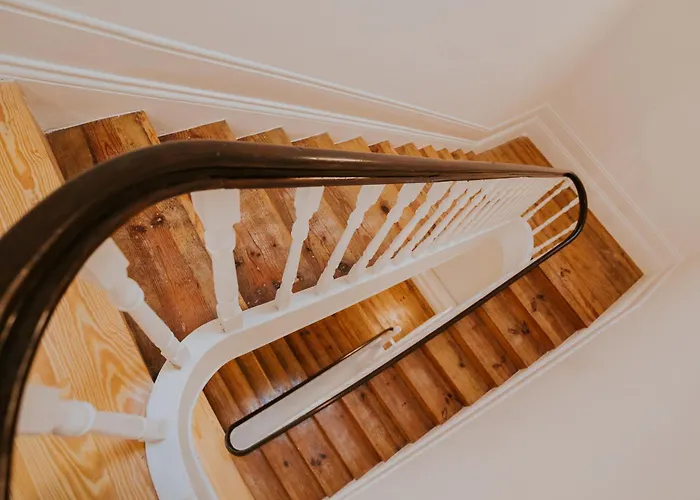 Viva Contemporary Duque Terceira Porto