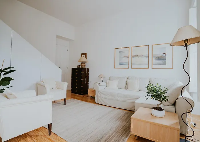 Viva Contemporary Duque Terceira * Oporto